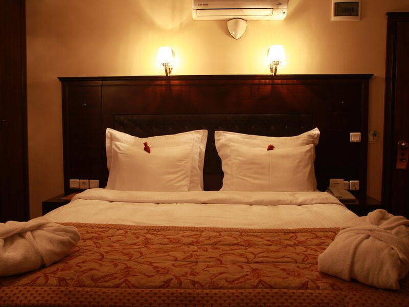 Tria Hotel 243953