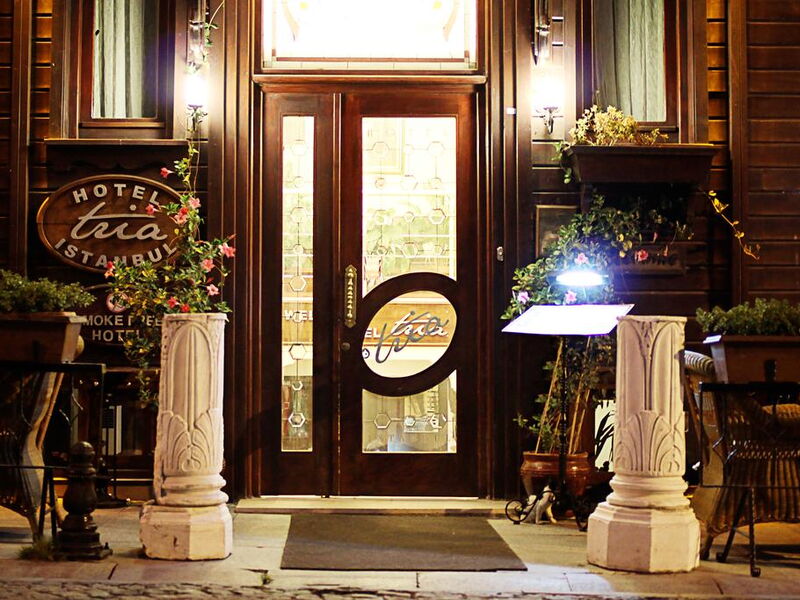 Tria Hotel 243962