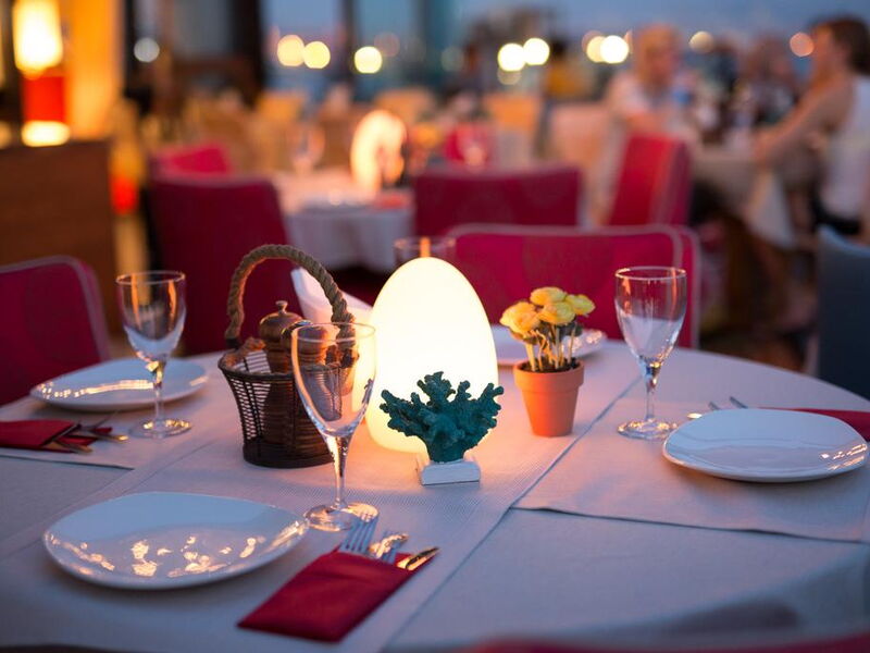Tria Hotel 243974