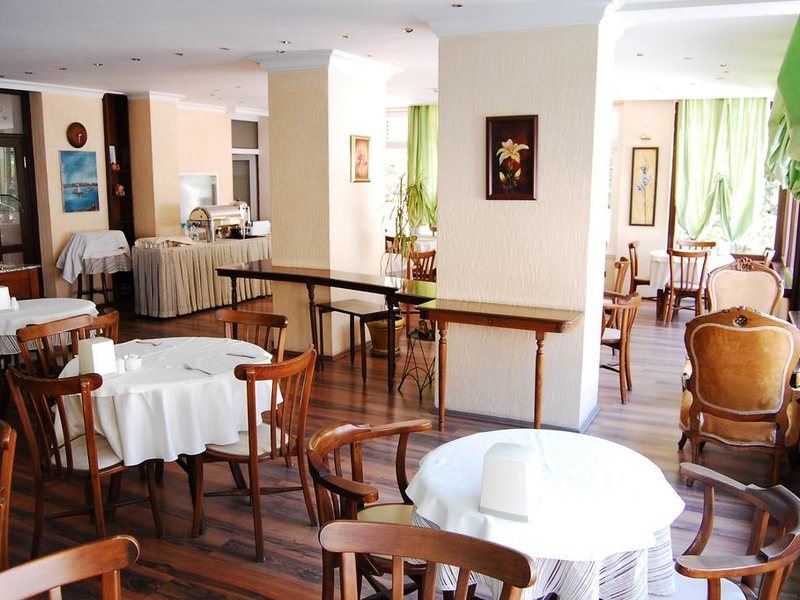 Triana Hotel 243986