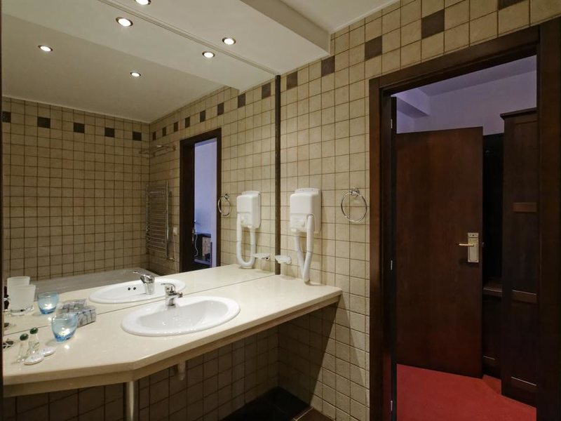 Trinity Apart Hotel 239058