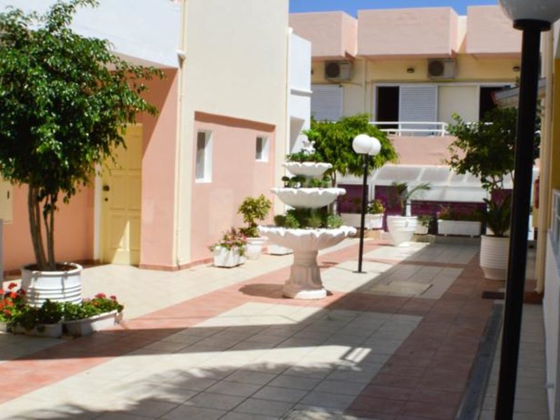 Triton Hotel Malia 79177