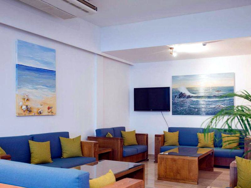 Trizas Hotel Aparts Apts 83831