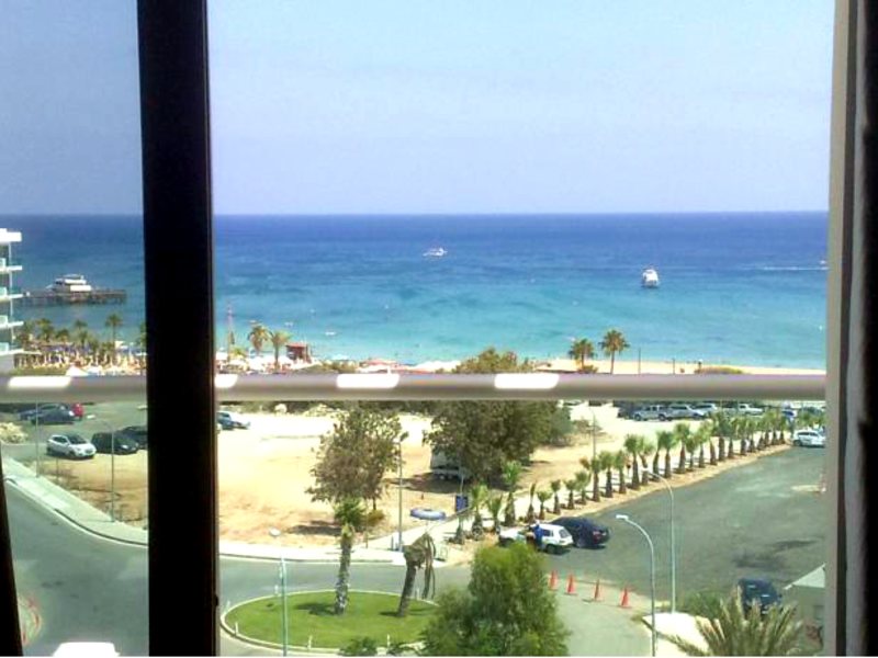 Trizas Hotel Aparts Apts 83834