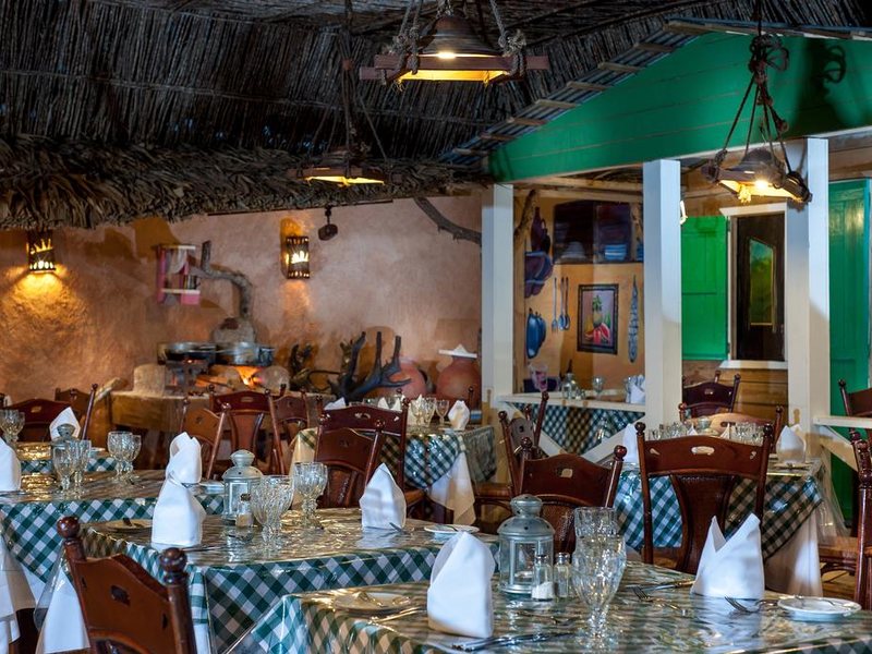 Tropical Princess Beach Resort & Spa 292464