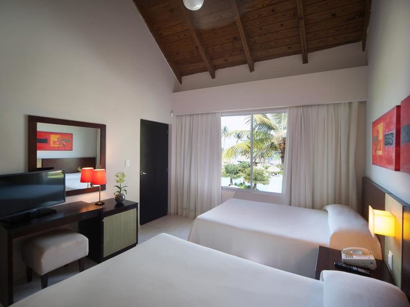 Tropical Princess Beach Resort & Spa 292474