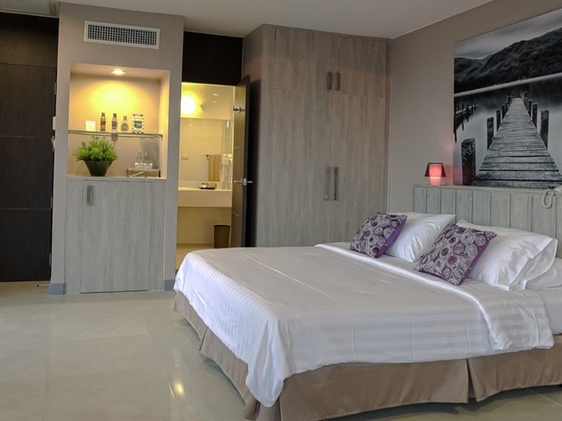 Tropicana Hotel 157140