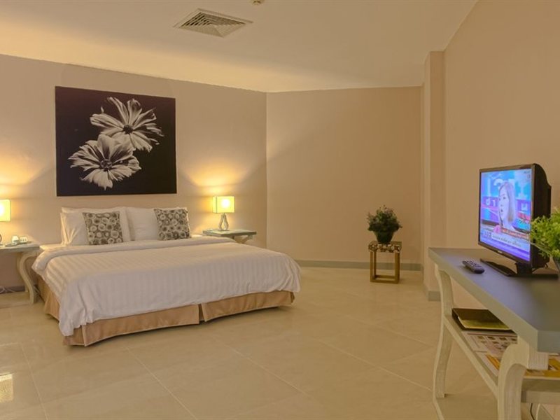 Tropicana Hotel 157143