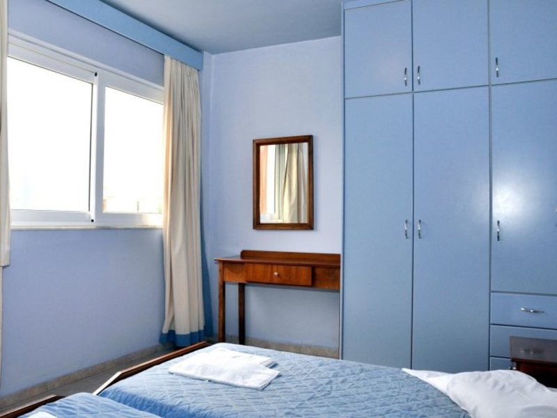 Troulis Aparts 101233