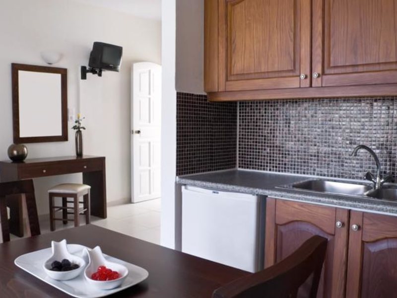 Troulis Aparts 101239