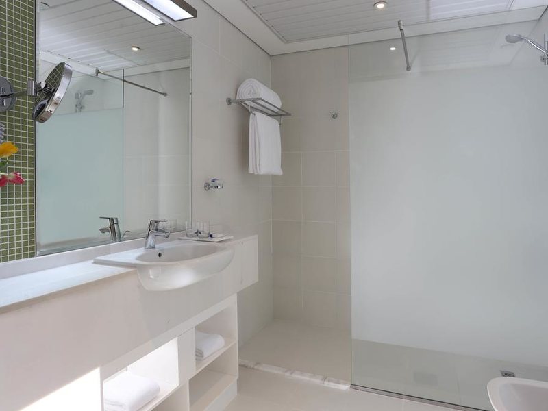 Tryp by Wyndham Abu Dhabi City Centre 192276