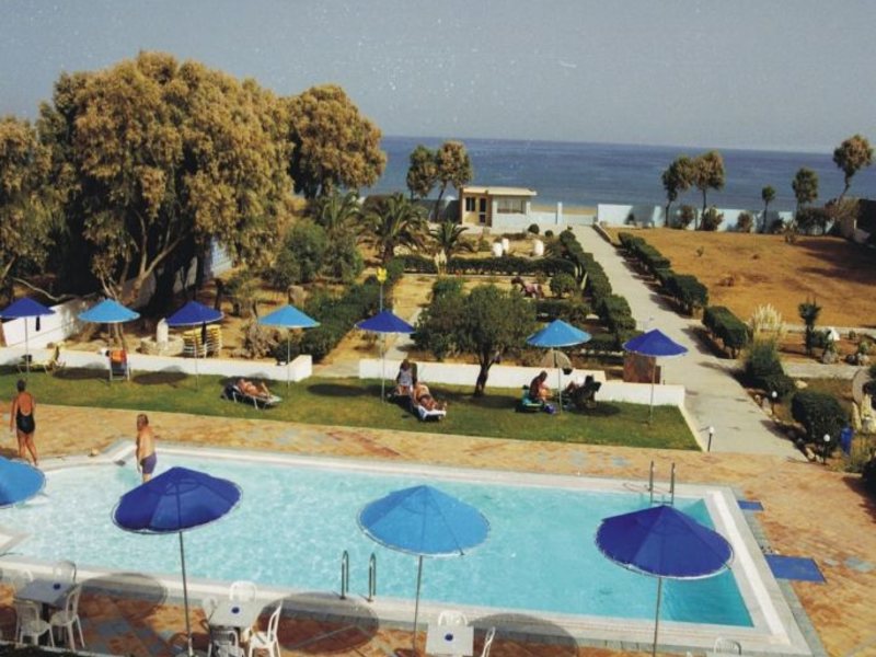 Tsagarakis Beach 101251