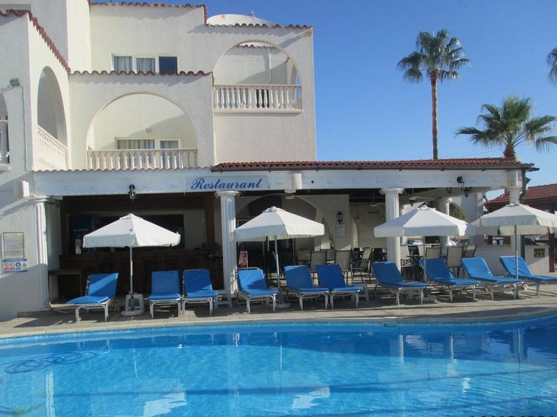 Tsialis Hotel Apartments 207187