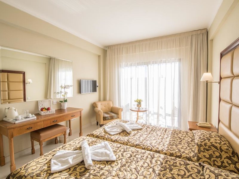 Tsokkos Gardens Hotel  271947