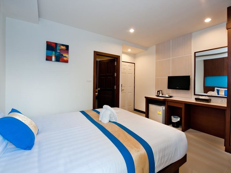 Tuana Blue Sky Patong  230129