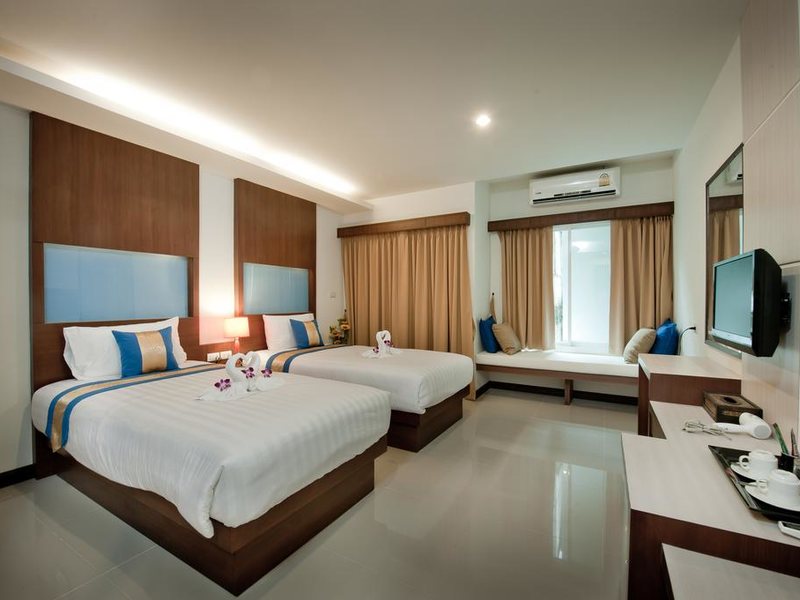 Tuana Blue Sky Patong  230131