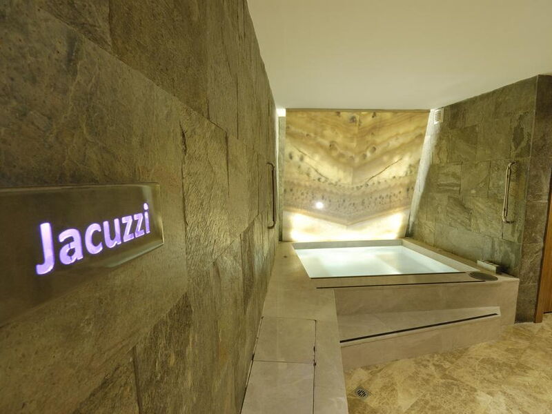 Tulip City Hotel (ех 279534