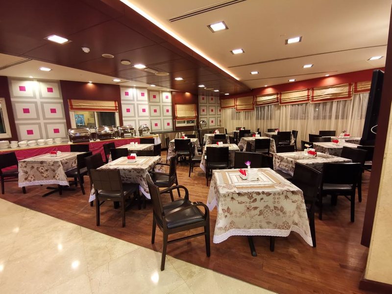 Tulip Hotel Apartments Bur Dubai 299334