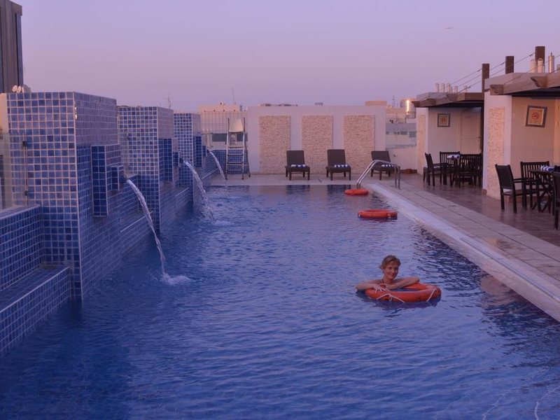 Tulip Hotel Apartments Bur Dubai 299357