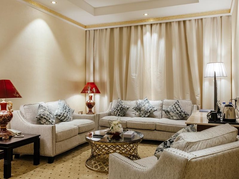 Tulip Inn Al Khan Hotel 297761