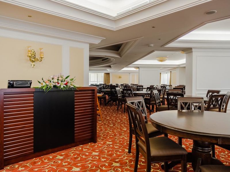 Tulip Inn Al Khan Hotel 297770