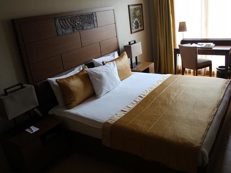 Tunel Residence 271419