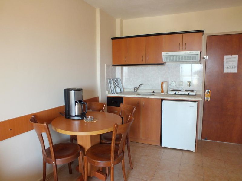 Tuntas Family Suites 181440