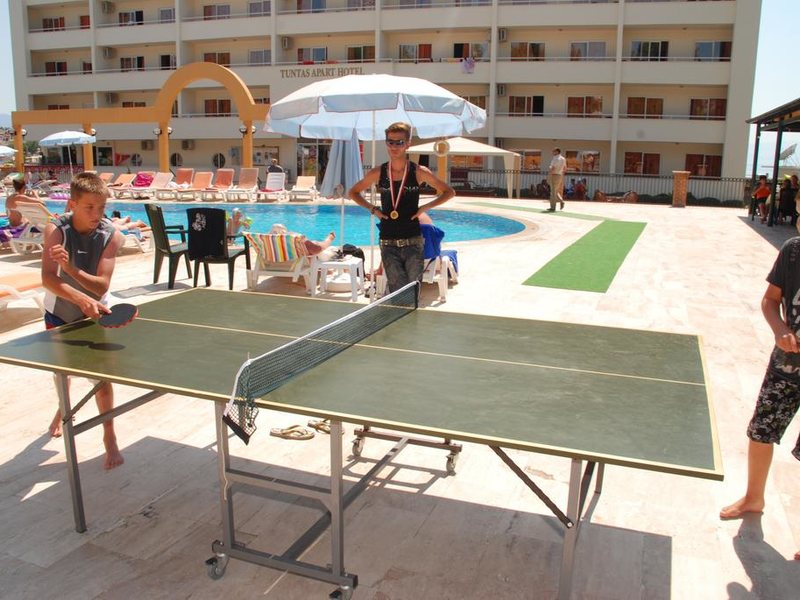 Tuntas Family Suites 181455