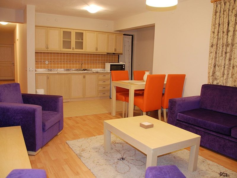 Tuntas Suites Altinkum  71607