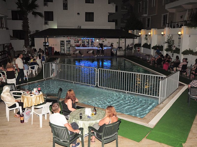 Tuntas Suites Altinkum  71614