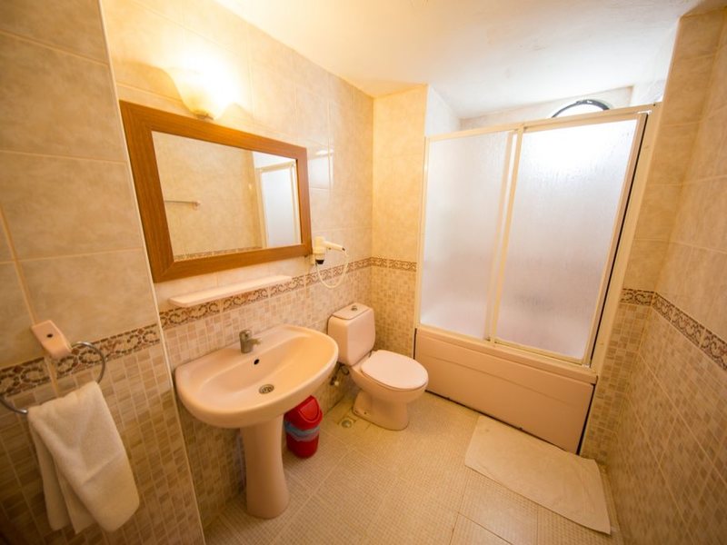 Tuntas Suites Altinkum  71618