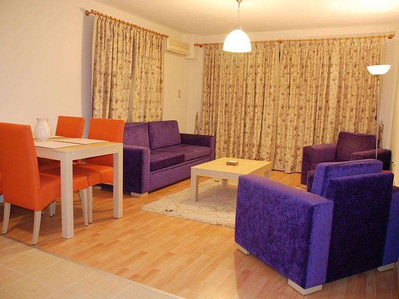 Tuntas Suites Altinkum  71620