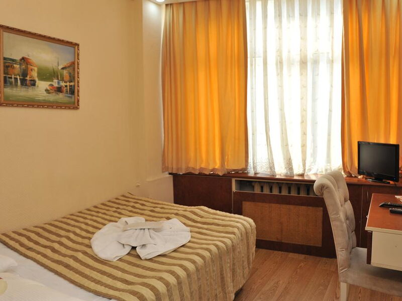 Turvan Hotel 244447