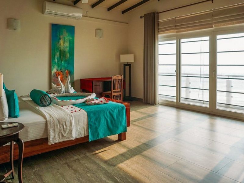 Twenty-Two Weligambay 321353