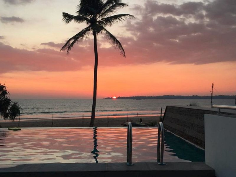 Twenty-Two Weligambay 321354