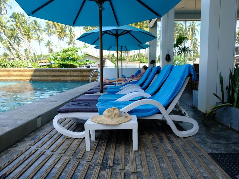 Twenty-Two Weligambay 321362