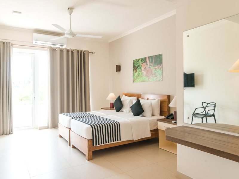 Twenty-Two Weligambay 321368