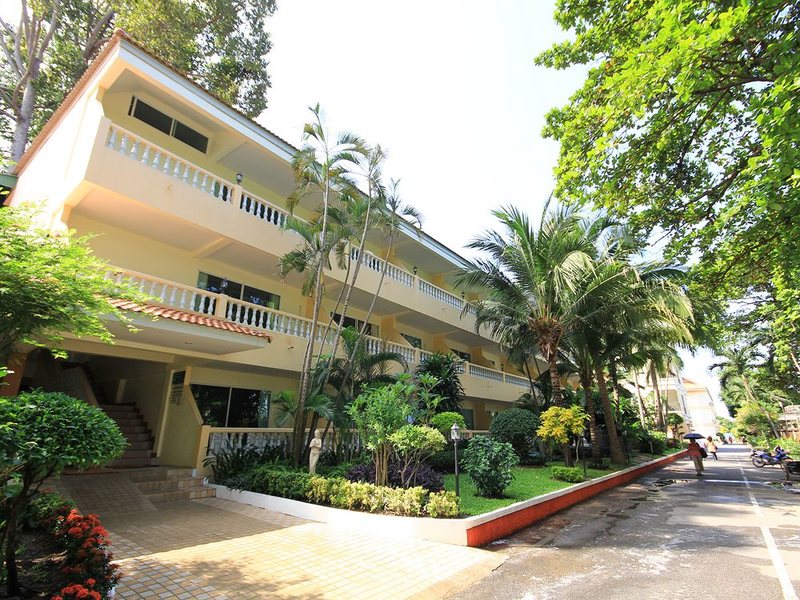 Twin Palms Resort Pattaya 145565