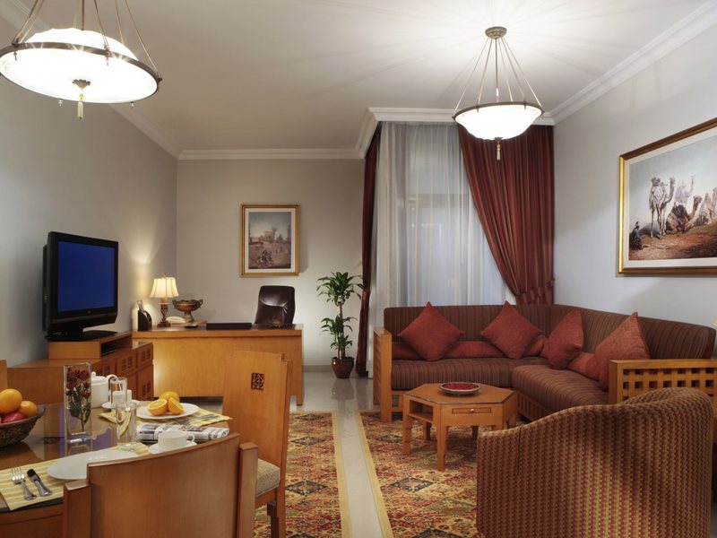 Two Seasons Hotel & Apart  (ех 46514