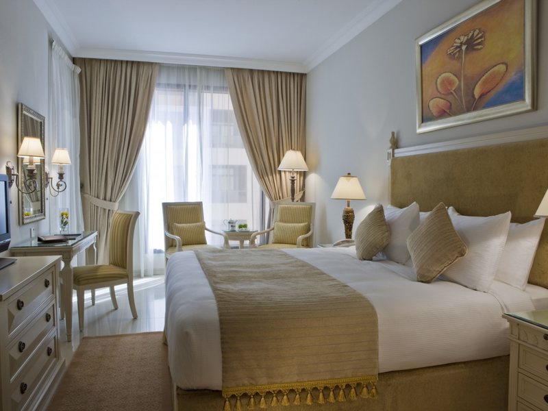 Two Seasons Hotel & Apart  (ех 46520