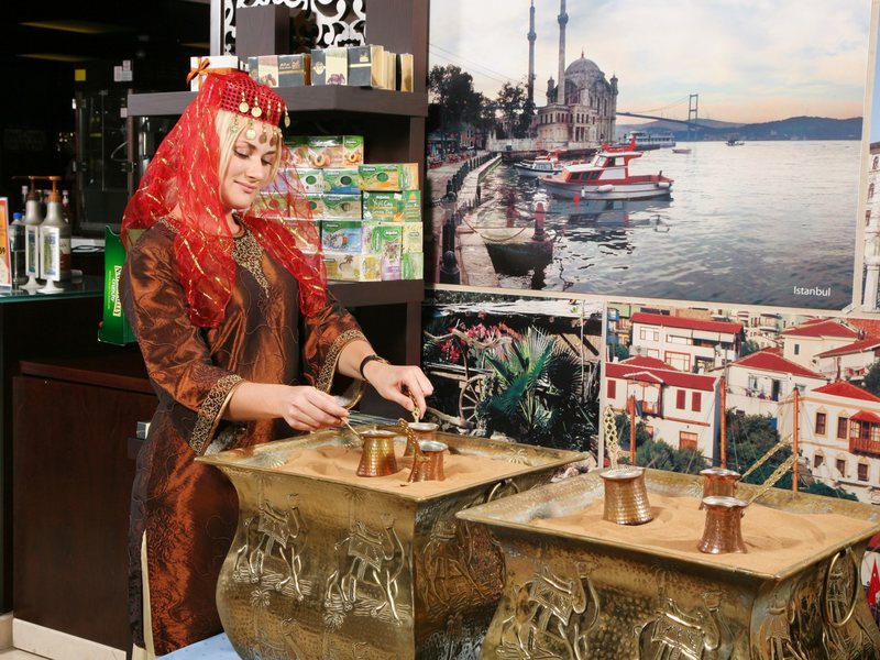 Two Seasons Hotel & Apart  (ех 46527