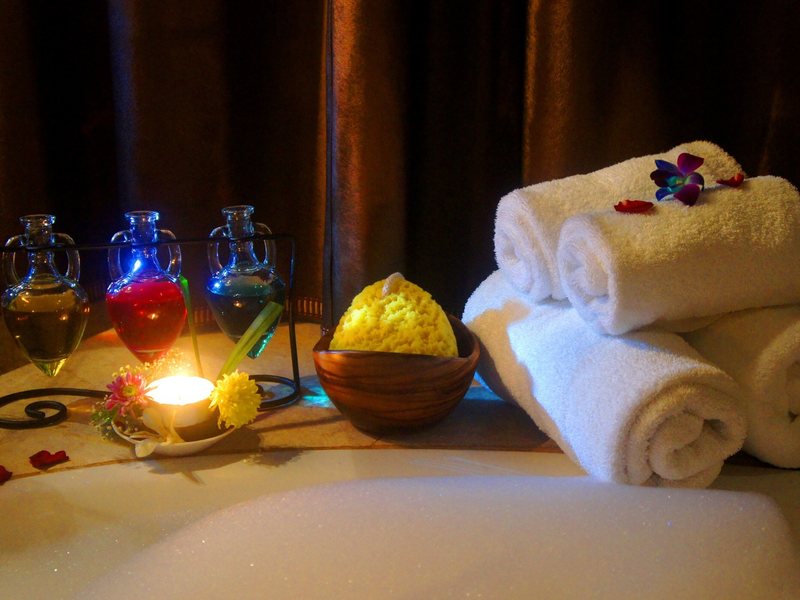 Two Seasons Hotel & Apart  (ех 46537