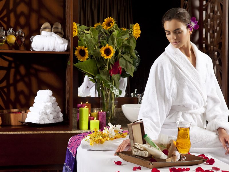 Two Seasons Hotel & Apart  (ех 46538