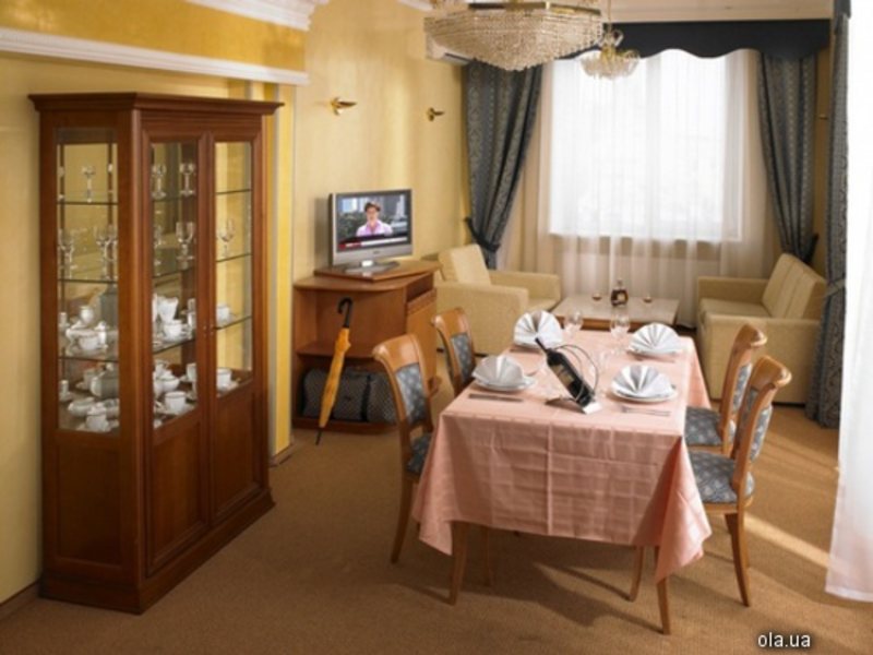 Ukraine Hotel 11774