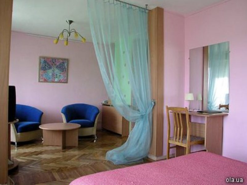 Ukraine Hotel 12708