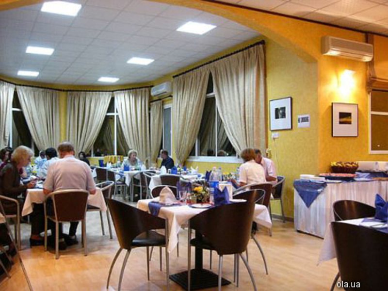 Umm Al Quwain Beach Hotel 8306