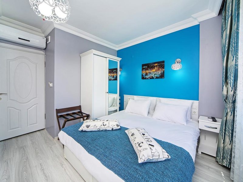 Unique Suite Hotel 275701