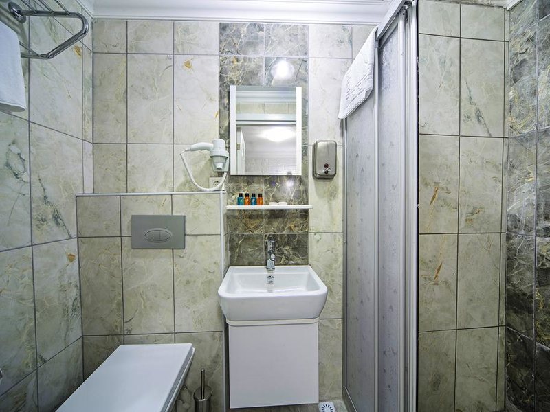 Unique Suite Hotel 275702