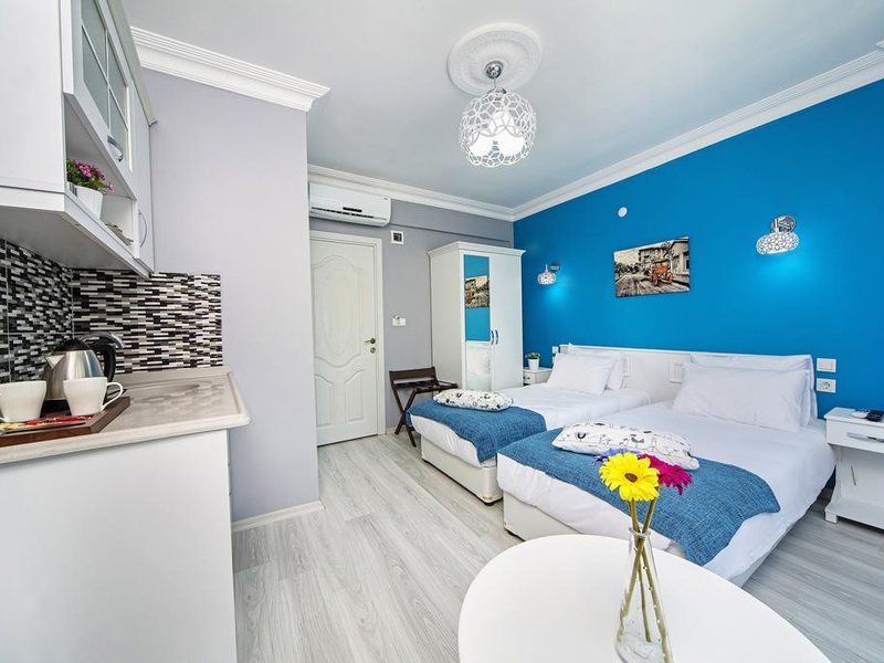 Unique Suite Hotel 275710