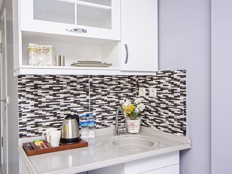 Unique Suite Hotel 275712